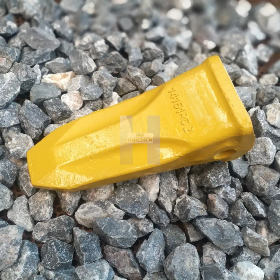 Komatsu PC300 Bucket Tooth RC Type - Reinforced 207-70-14151RC (Sand Molding Casting)